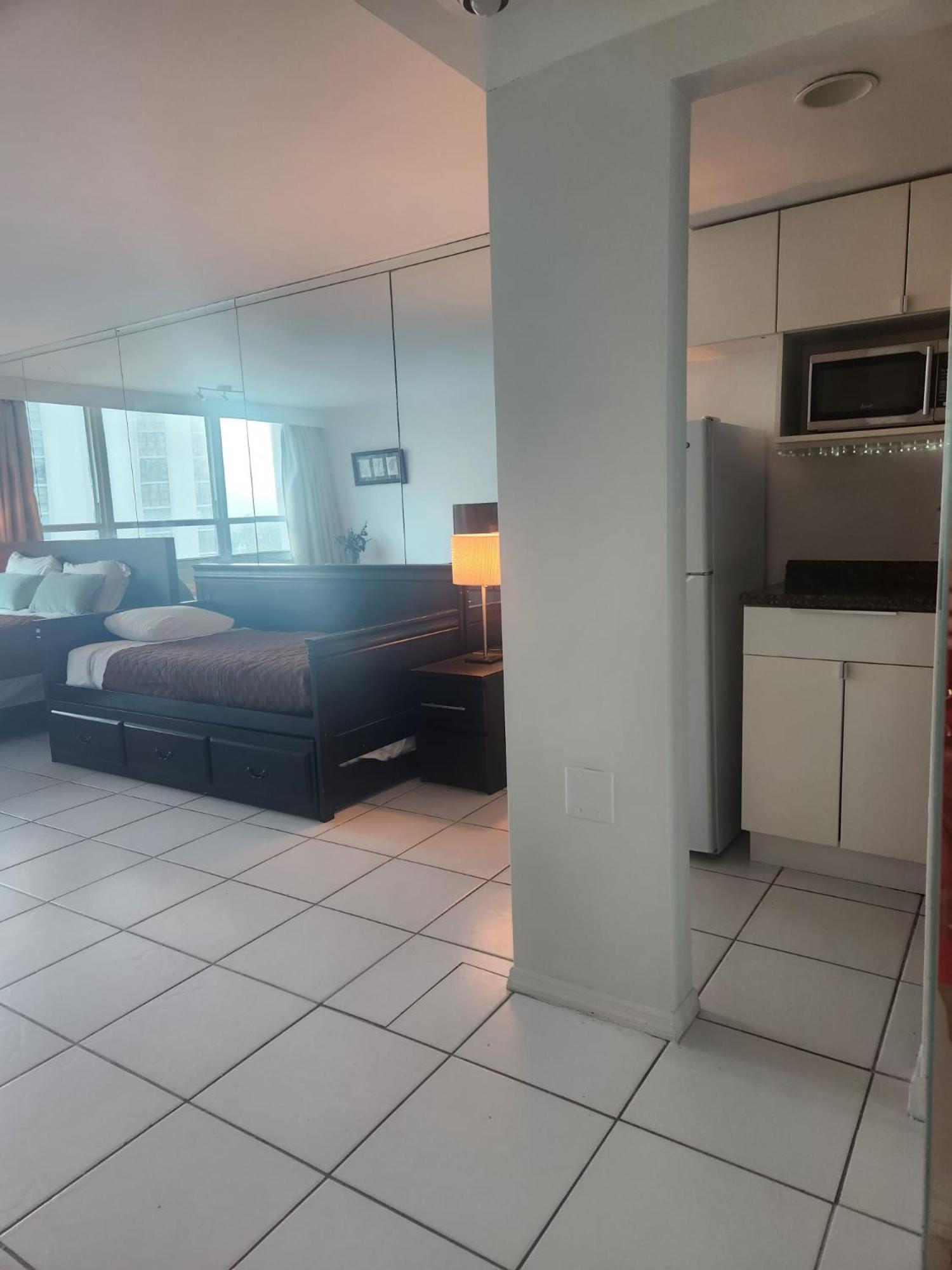 מיאמי ביץ' L&D Vacations Rentals מראה חיצוני תמונה